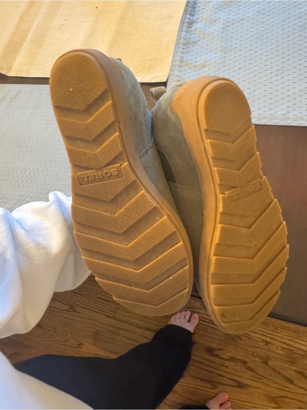 Sorel Women's Chelsea Boot - green/gray Suede - Picture 2 of 4